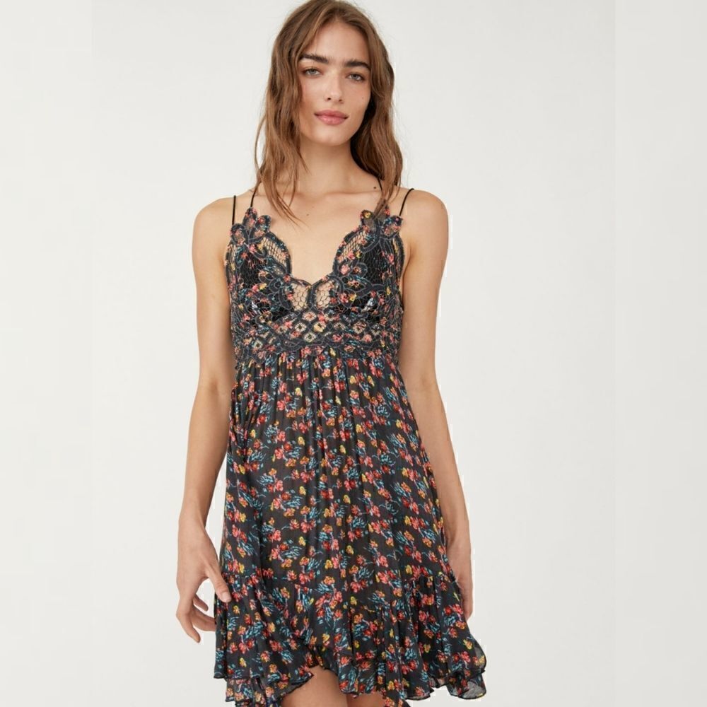 Free✨People Adella Printed Mini Slip - Black Combo